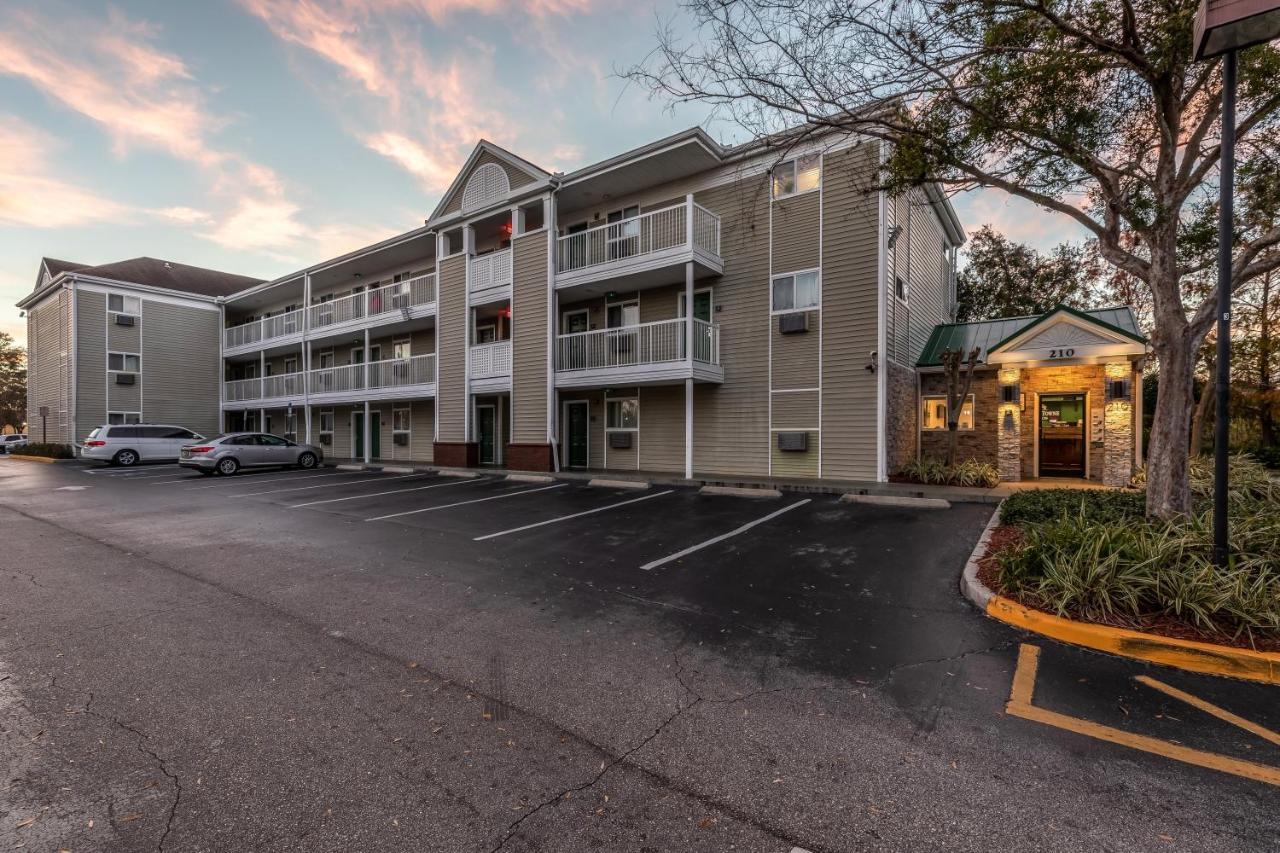 Hometowne Studios By Red Roof Orlando - Casselberry Bagian luar foto