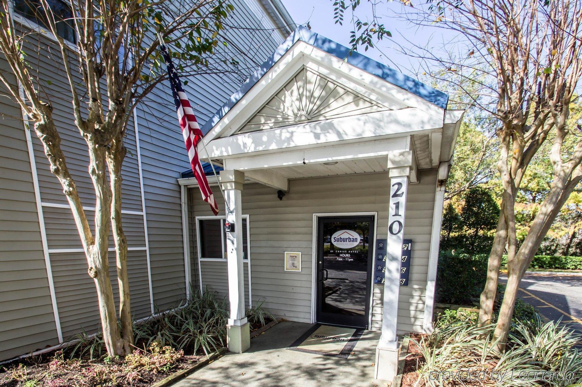 Hometowne Studios By Red Roof Orlando - Casselberry Bagian luar foto